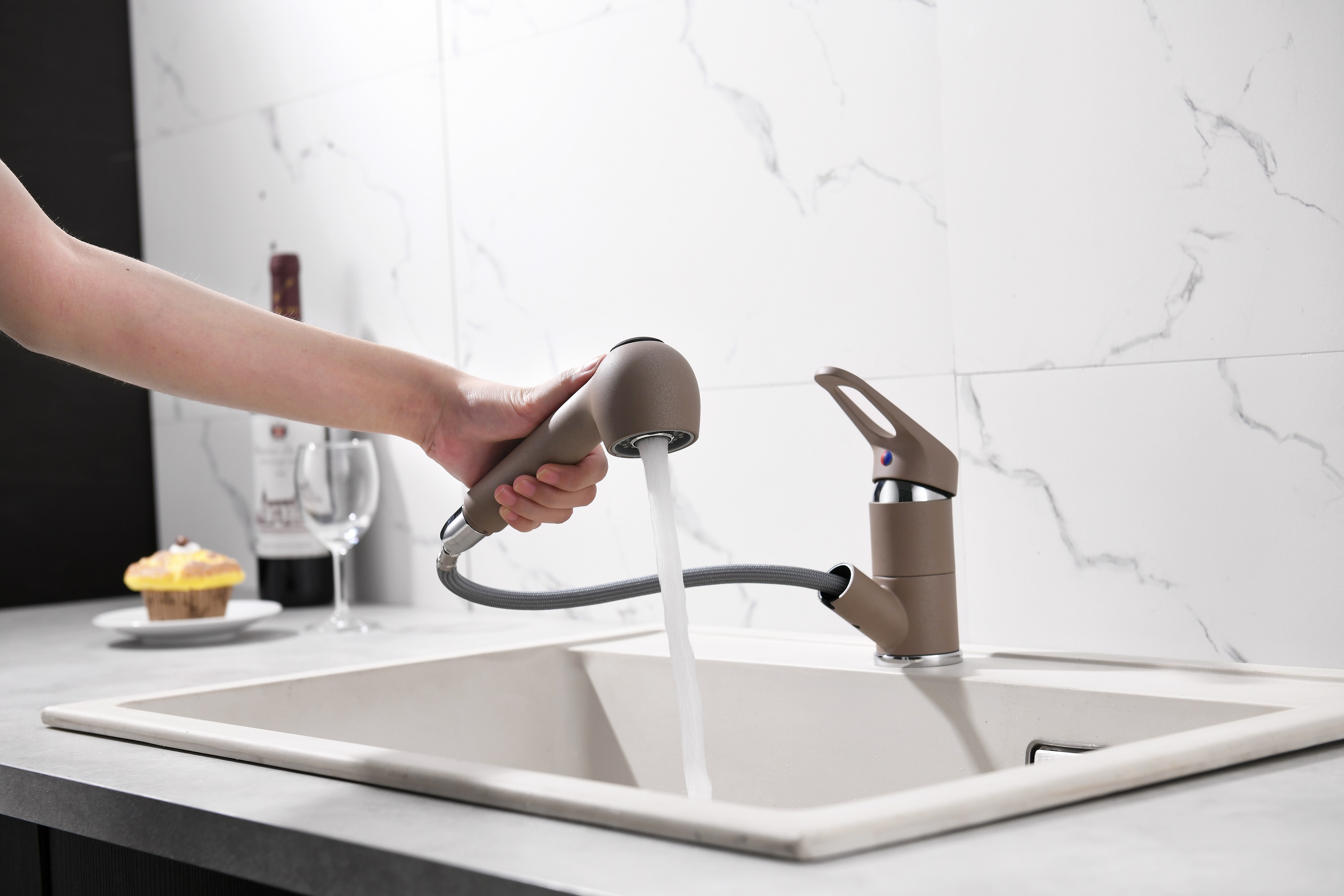 APS308-CB Kaffeebraun Küchenarmatur Industrielle Küchenarmatur Ausziehbarer Auslauf Wasserhahn Küche Vintage