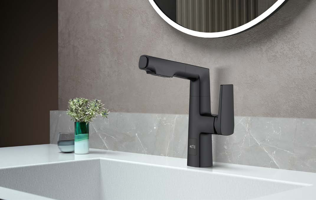 Quadratischer ausziehbarer Badezimmerhahn mit ausziehbarem Sprüher Chrom-Badezimmerhahn